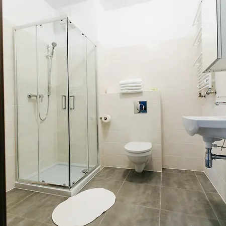 Renttner Apartman *