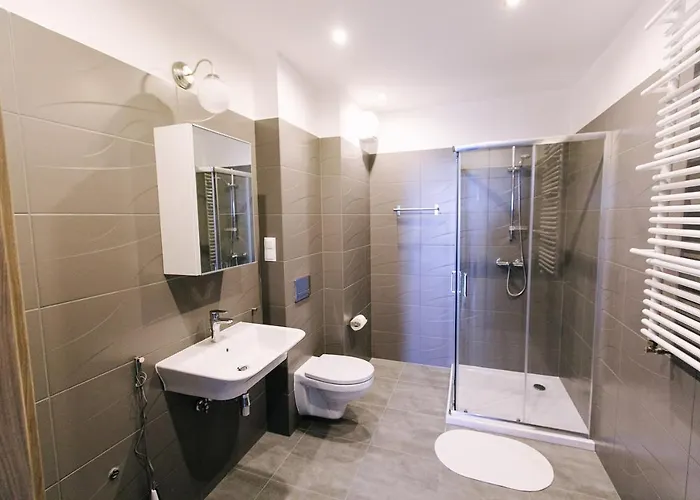 Renttner Apartment *